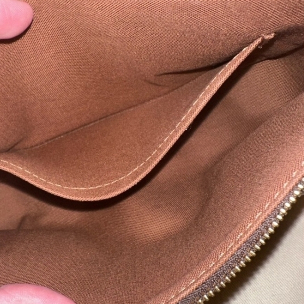 LV Monogram Pouchette - Picture 11 of 12